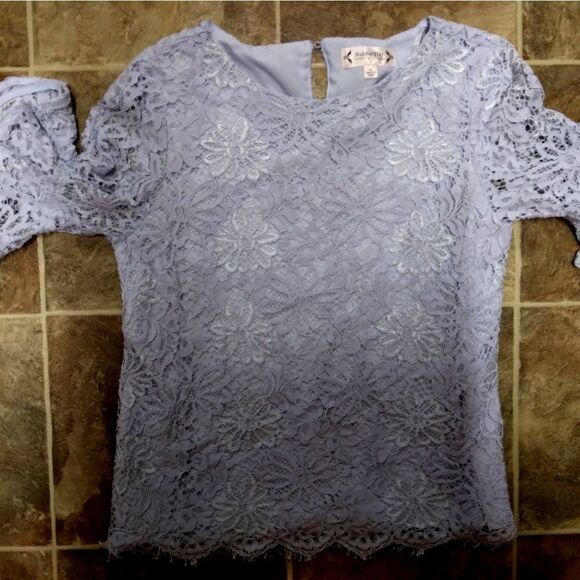 NANETTE LEPORE- SPRING FLING TOP IN SKY BLUE LACEY BELL SLEEVE CLASSY BLOUSE XS - Picture 12 of 14